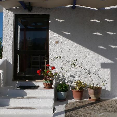 Stefanos Garden Διαμέρισμα Αρμένοι Δωμάτιο φωτογραφία
